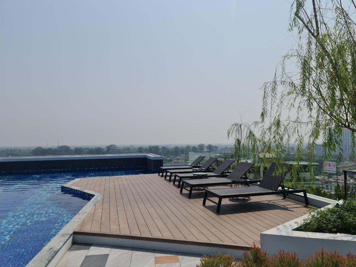 Ferienwohnung The Astra Sky River Chiangmai_Sky Pool_Old City Chiang Mai Exterior foto